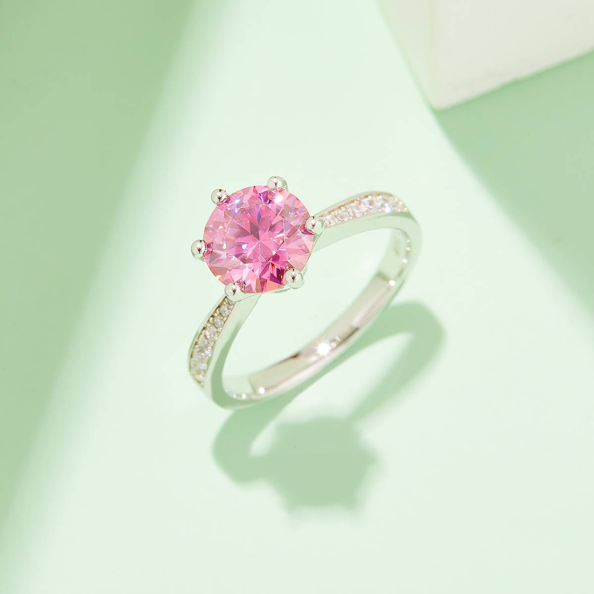 Micro inlaid dynamic S925 silver plated white gold moissanite diamond women's ring 1.5 carats D-grade
